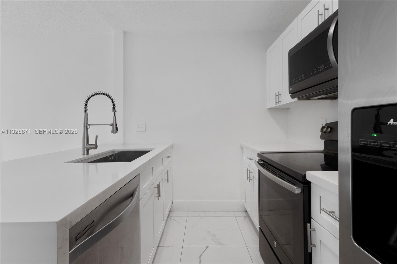 6580 W 27th Court 58-21 — photo 3