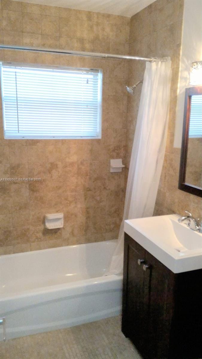 1755 NE 116th Road 15 — photo 6
