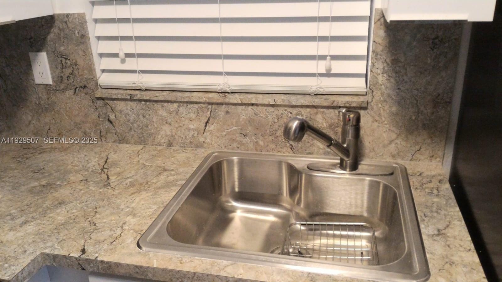 1755 NE 116th Road 15 — photo 7