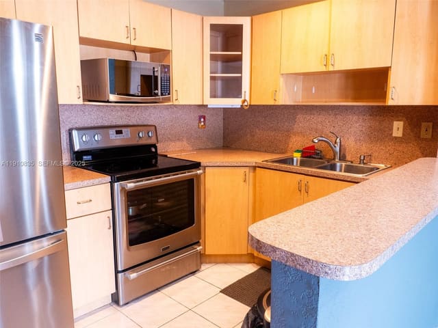 13241 SW 17th Lane 23-4, Miami, FL 33175