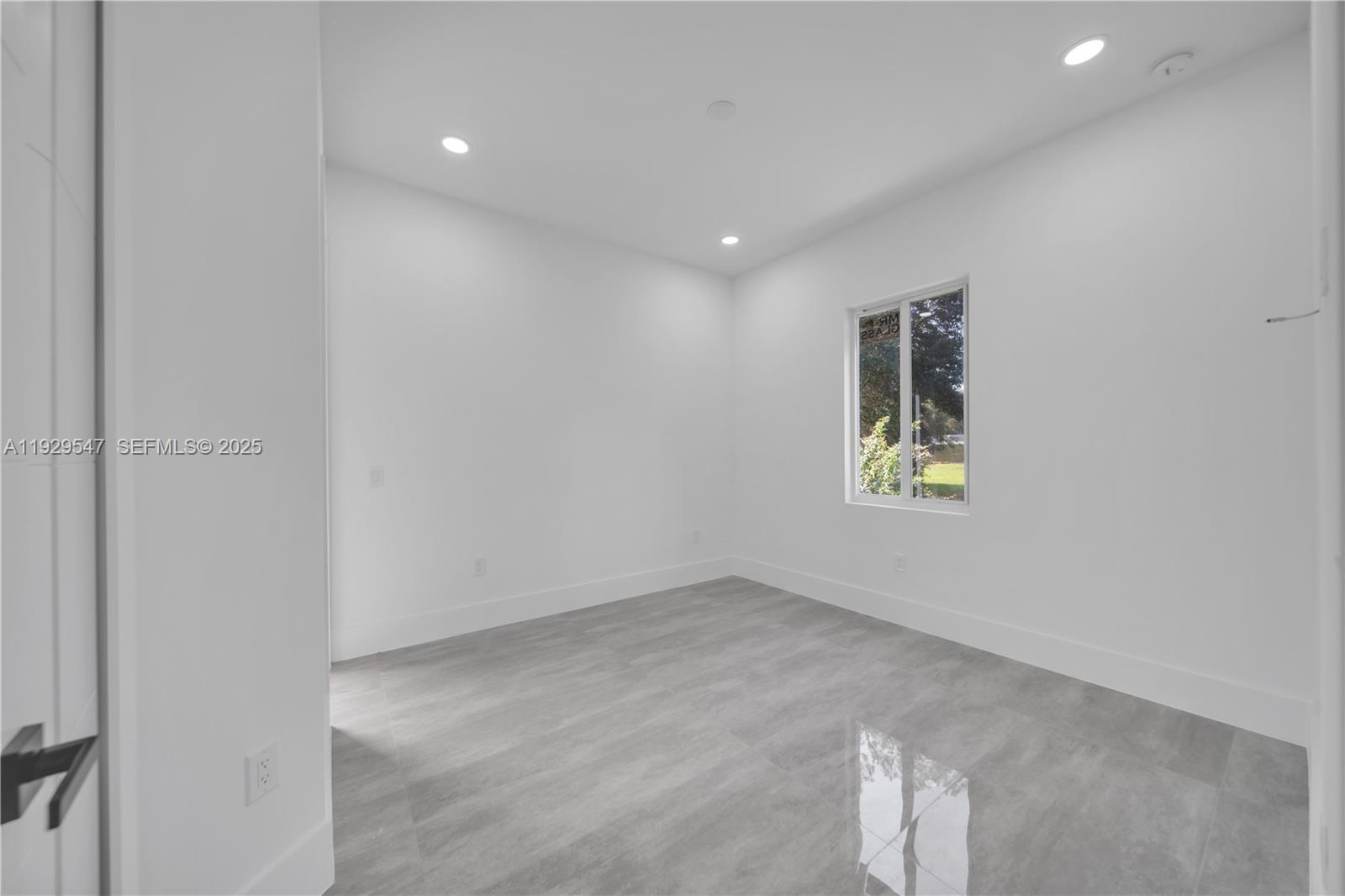 1912 Roosevelt, Lehigh Acres, FL 33972 photo 16