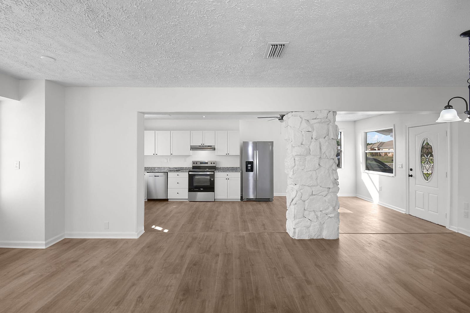 750 SW Lakehurst Drive — photo 11
