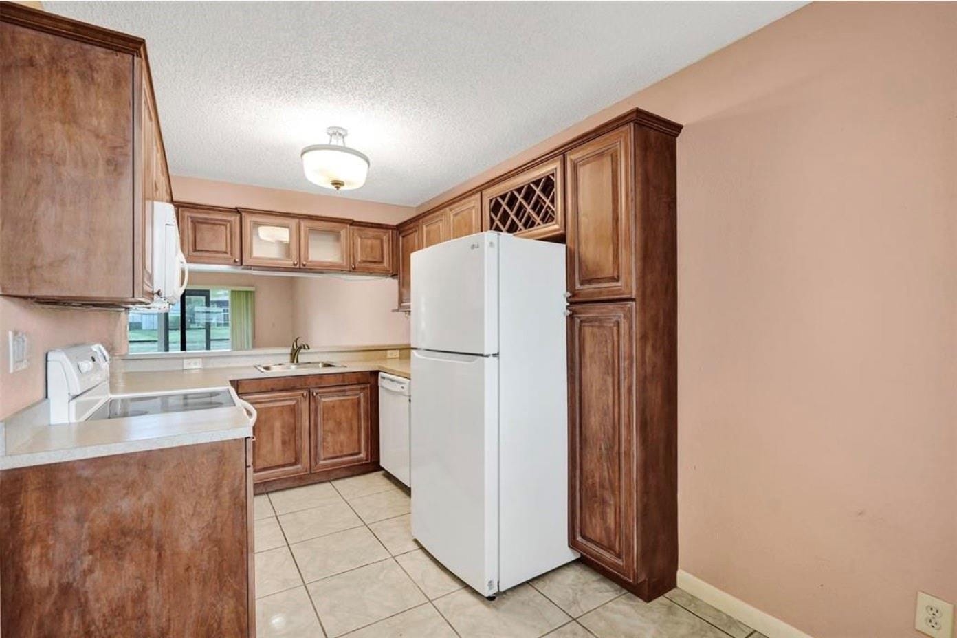 9573 W Mcnab Road 109 — photo 8