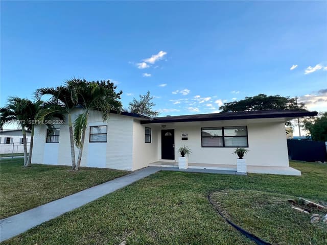 11950 SW 199th Street, Miami, FL 33177