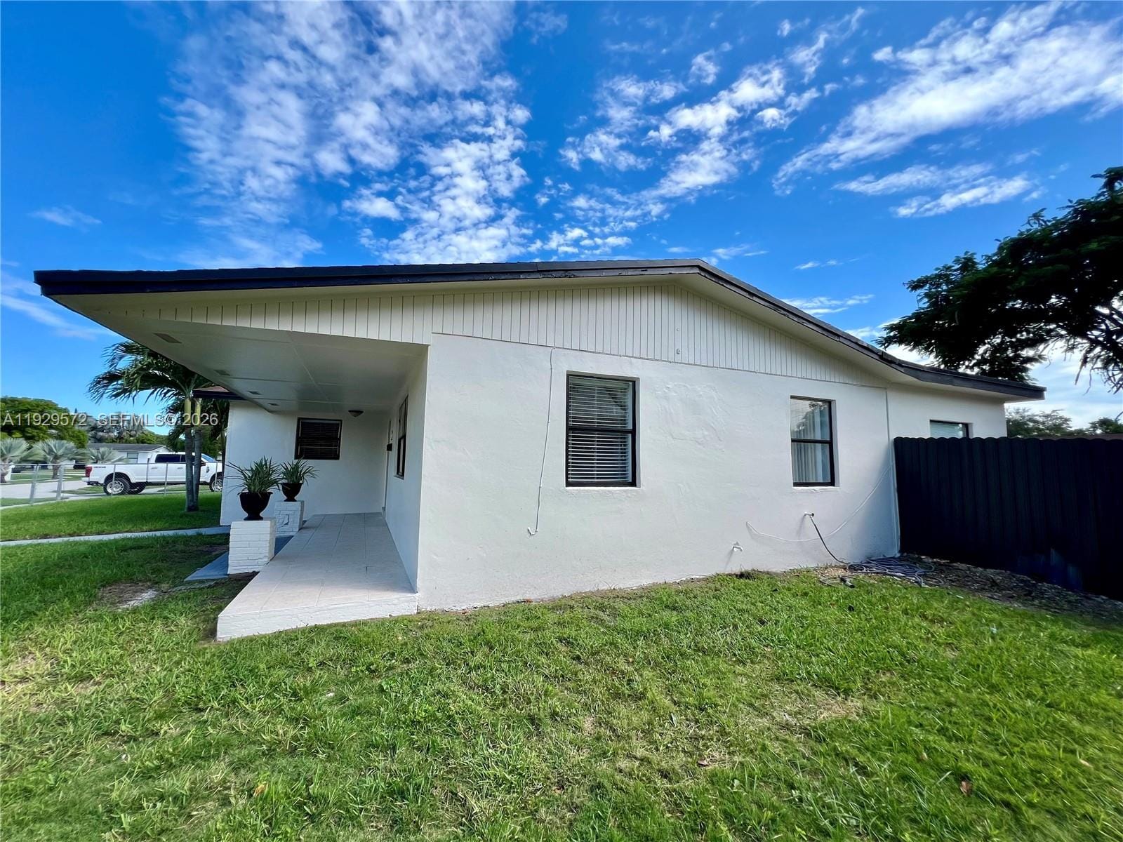 11950 SW 199th Street, Miami, FL 33177 photo 2