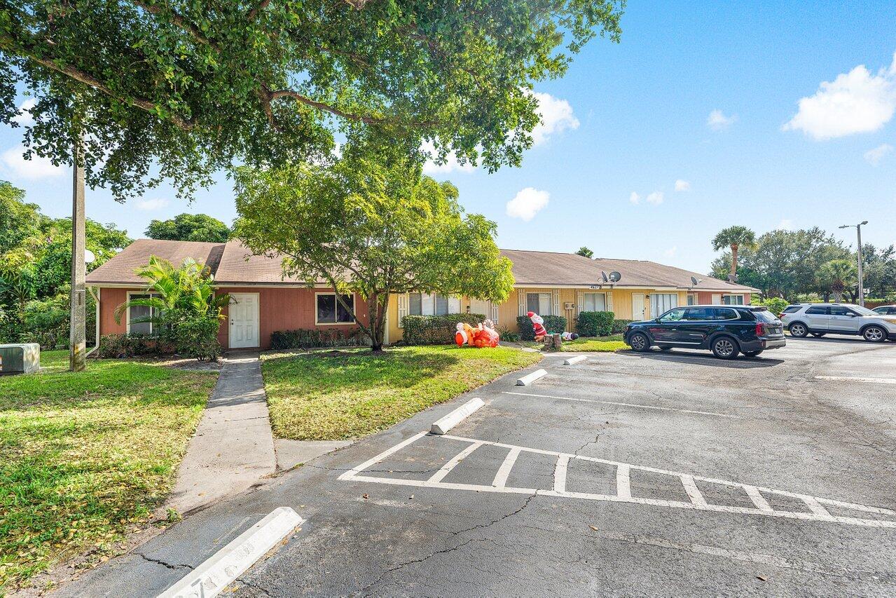 4627 Orleans Court A, West Palm Beach, FL 33415, West Palm Beach