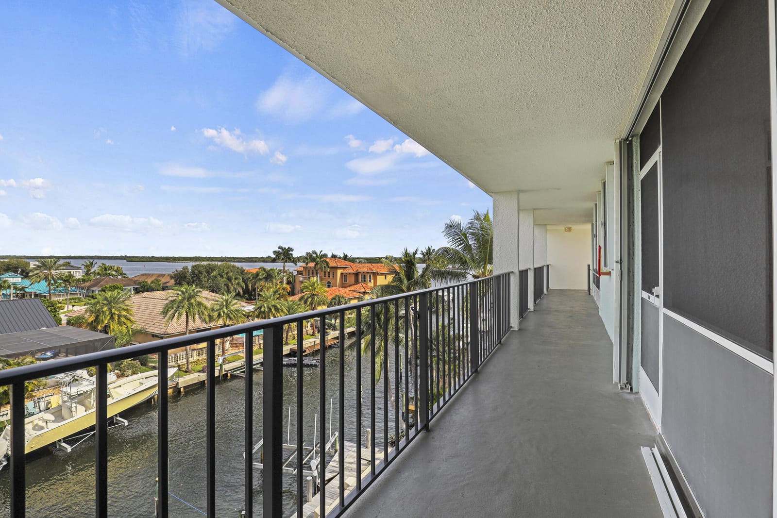 109 Paradise Harbour Boulevard 514 + Boat Slips 4 & 5, North Palm Beach, FL 33408 photo 4