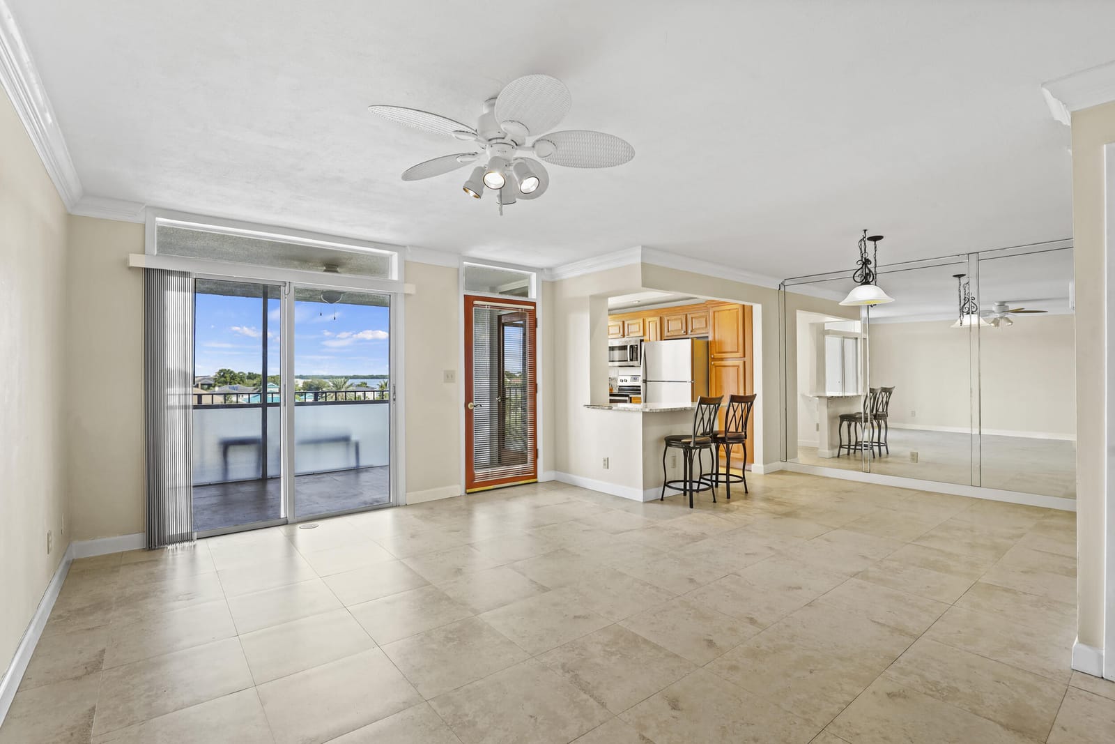 109 Paradise Harbour Boulevard 514 + Boat Slips 4 & 5, North Palm Beach, FL 33408 photo 5
