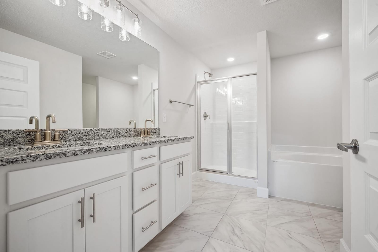 8634 Giovanni Avenue, Fort Pierce, FL 34951 photo 12