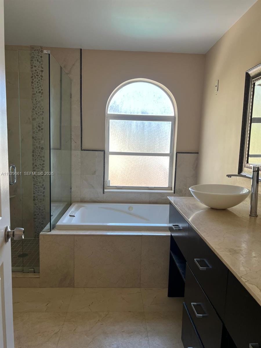 574 NW 159th Avenue — photo 11