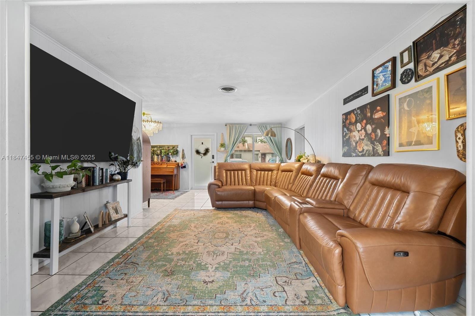 6351 Moseley Street — photo 8