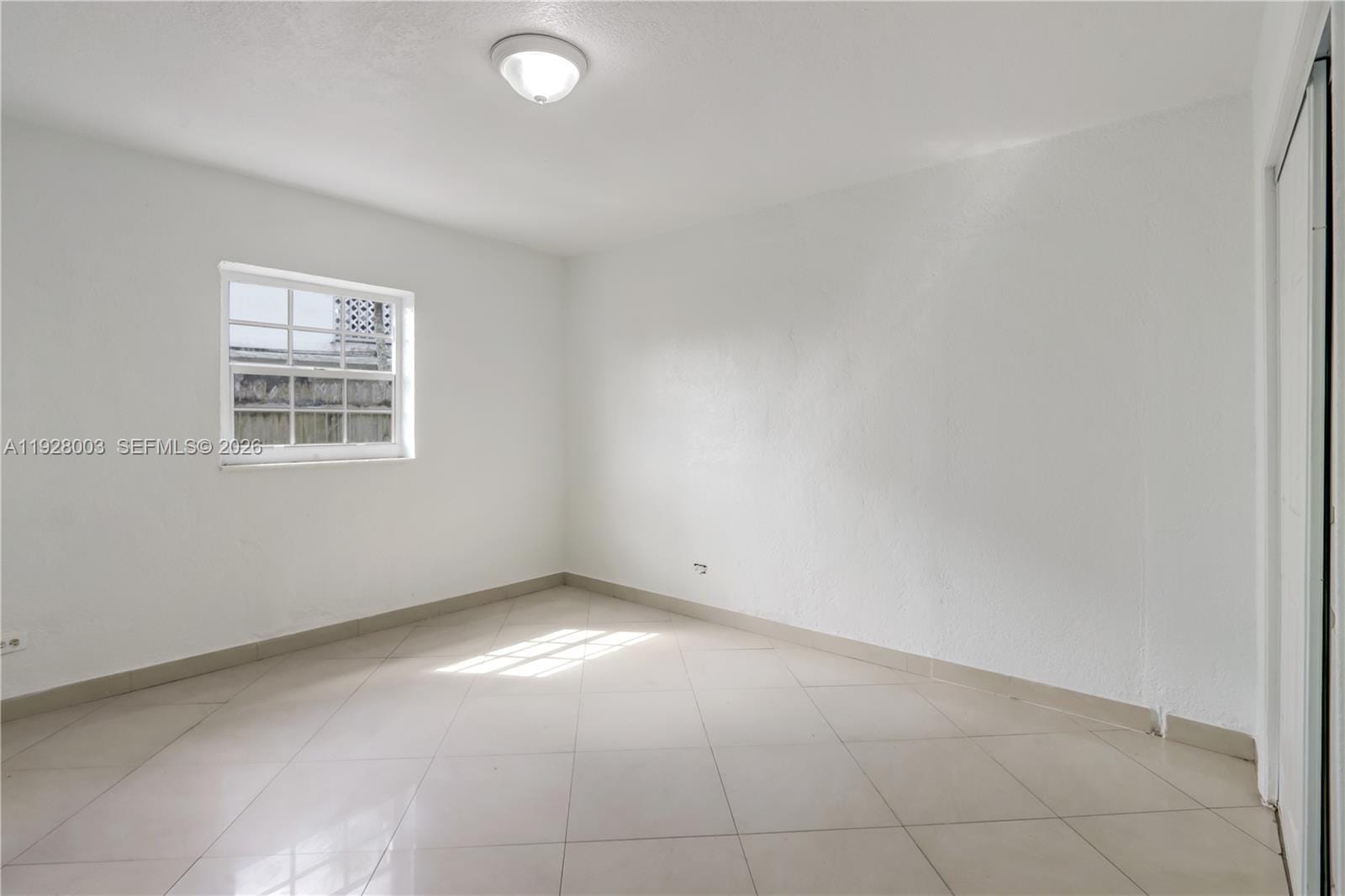 1540 E 8th Court, Hialeah, FL 33010 photo 13