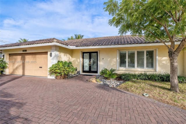 2751 NE 57th Street, sold in Lake Estates, Fort Lauderdale, FL