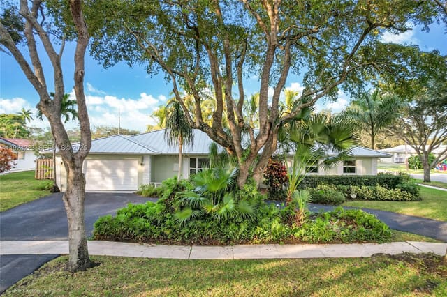 7201 NW 7th Court, sold in Plantations Secluded Gard, Plantation, FL