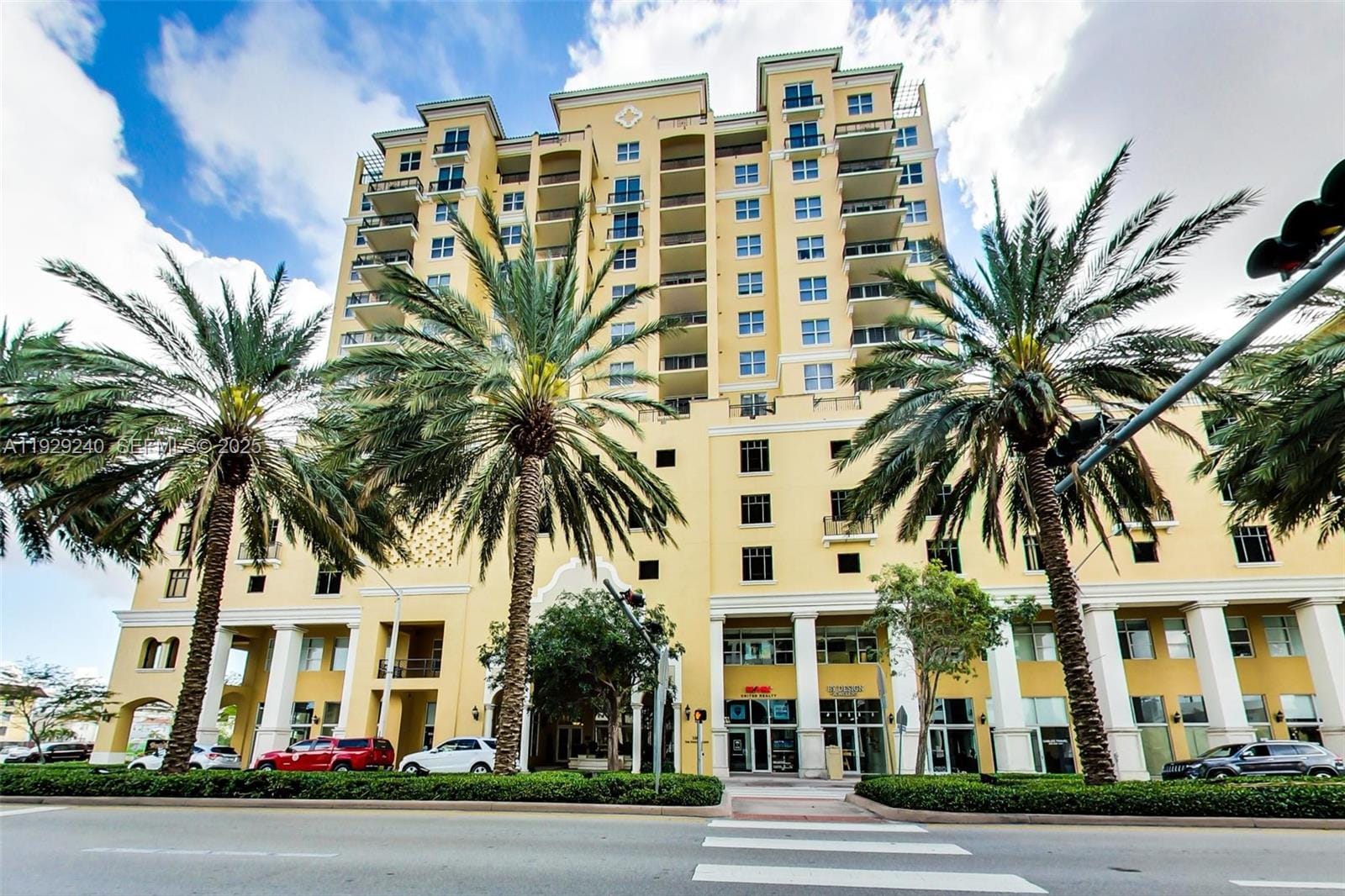 1607 Ponce De Leon Boulevard 12E — photo 2
