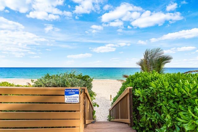 1155 Hillsboro Mile 109, Hillsboro Beach, FL 33062