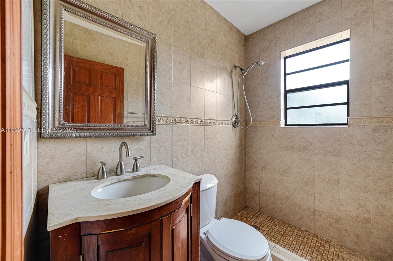 389 Lafayette Drive, Miami Springs, FL 33166 photo 7
