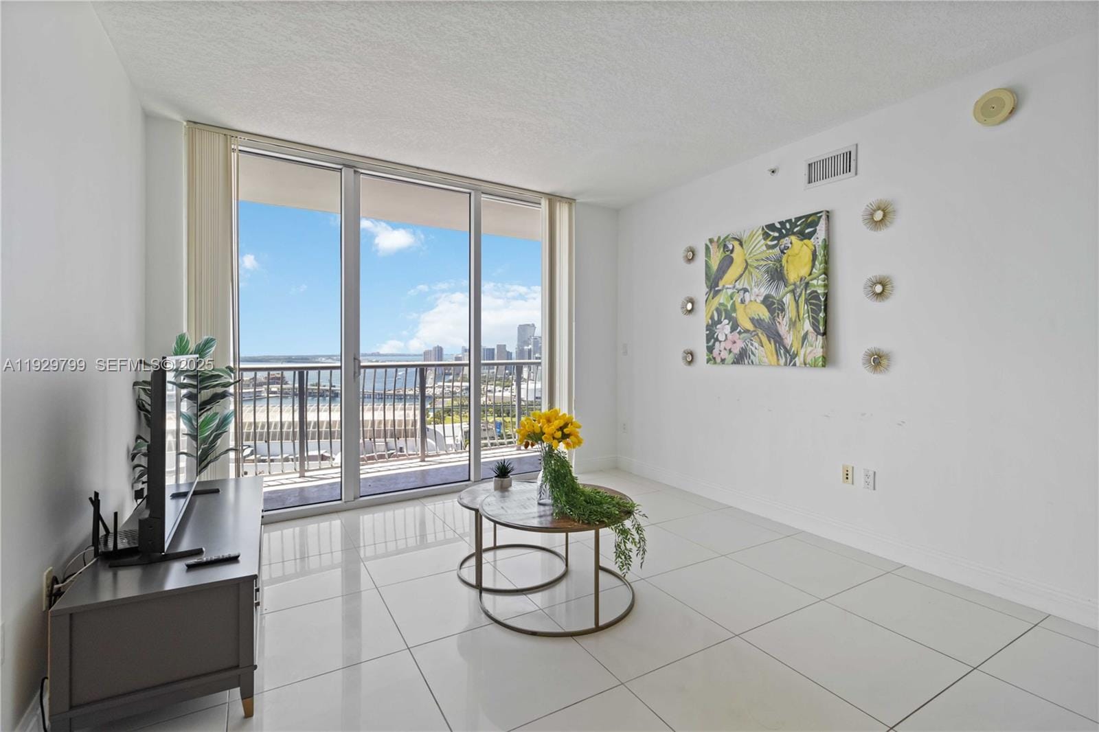 1750 N Bayshore Drive 4604, Miami, FL 33132 photo 4