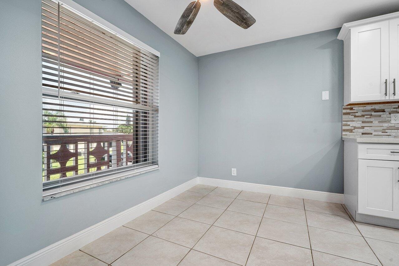 1740 NW 19th Terrace 204 — photo 5