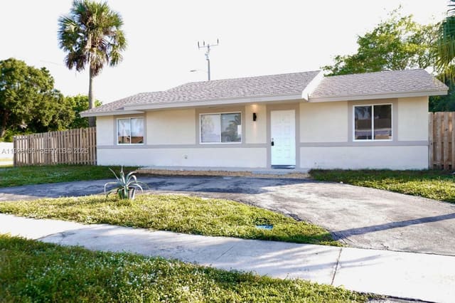 7800 SW 8th Court, North Lauderdale, FL 33068