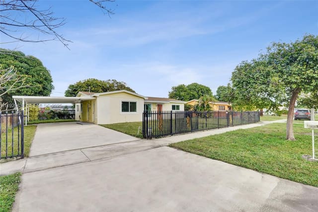 2331 NW 191st Street, sold in Bell Gardens, Miami Gardens, FL