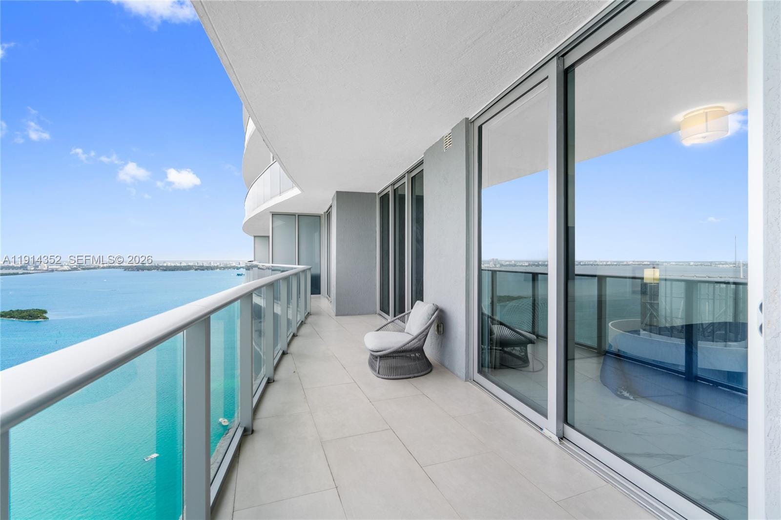 488 NE 18th Street 4309, Miami, FL 33132 photo 2
