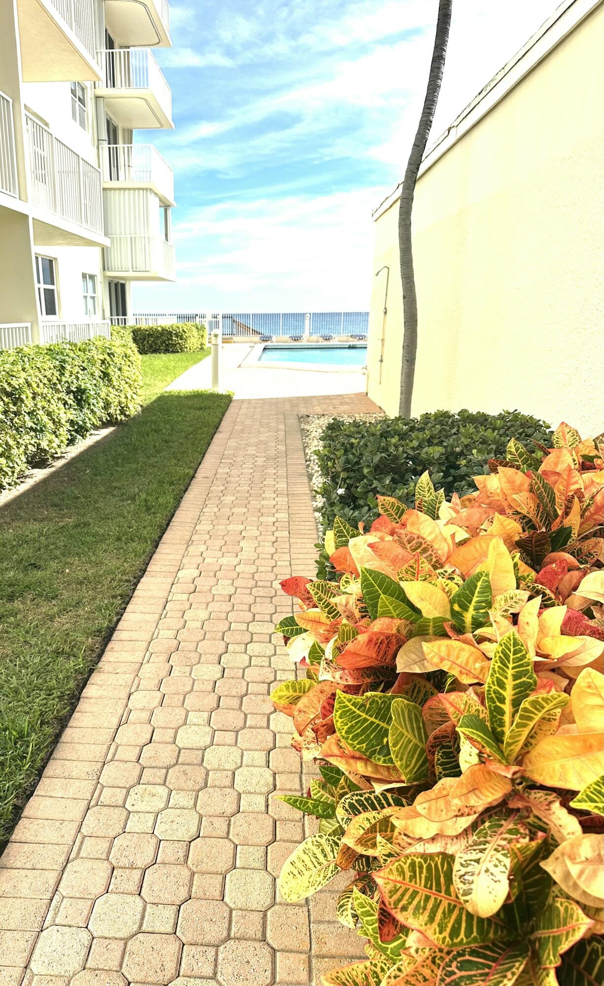3540 S Ocean Boulevard 409, South Palm Beach, FL 33480 photo 17