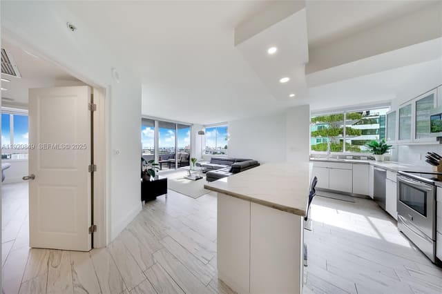1330 West Avenue 1414, sold in The Waverly At South Beac, Miami Beach, FL