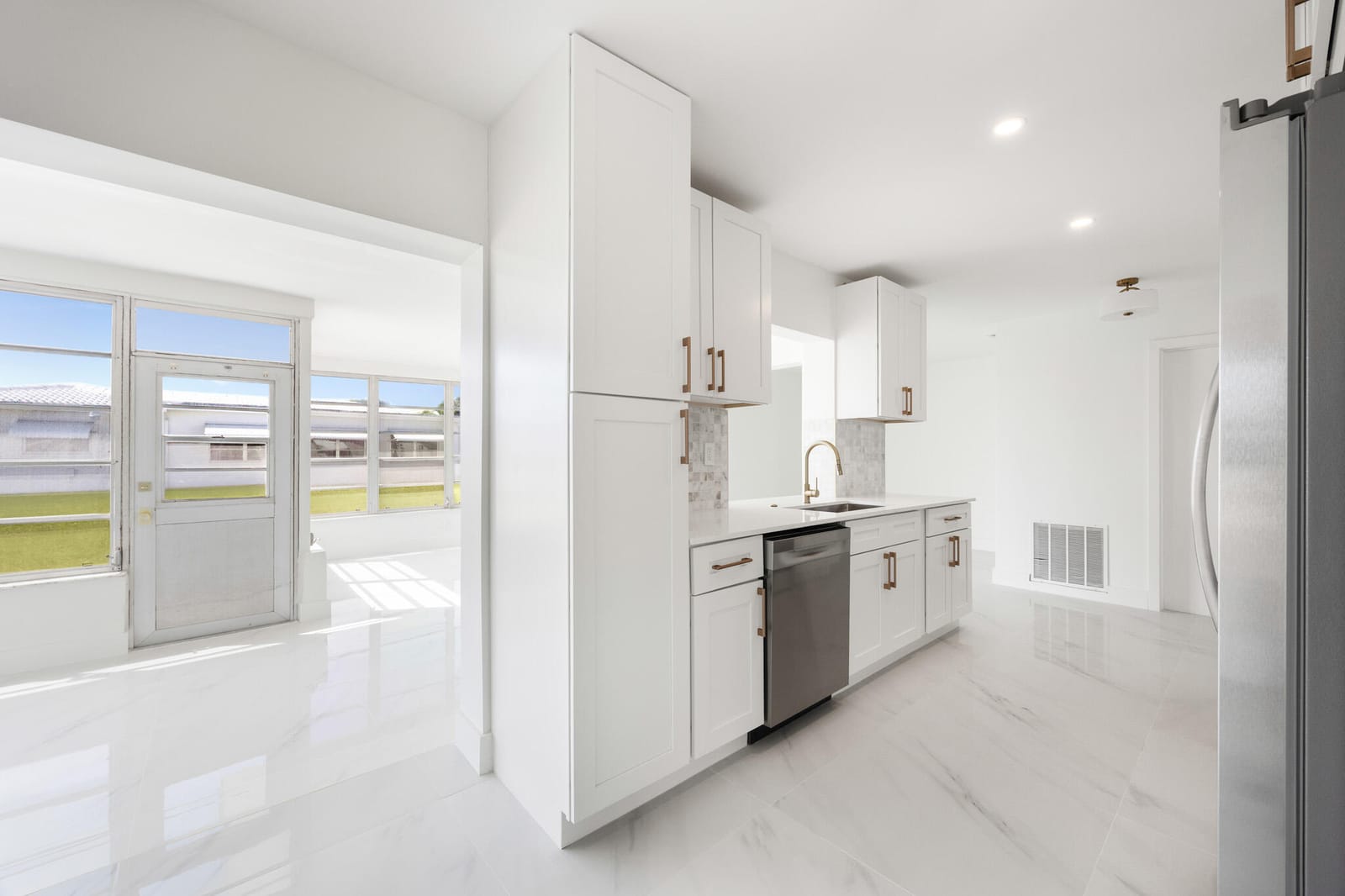 8508 NW 59th Place, Tamarac, FL 33321 photo 19