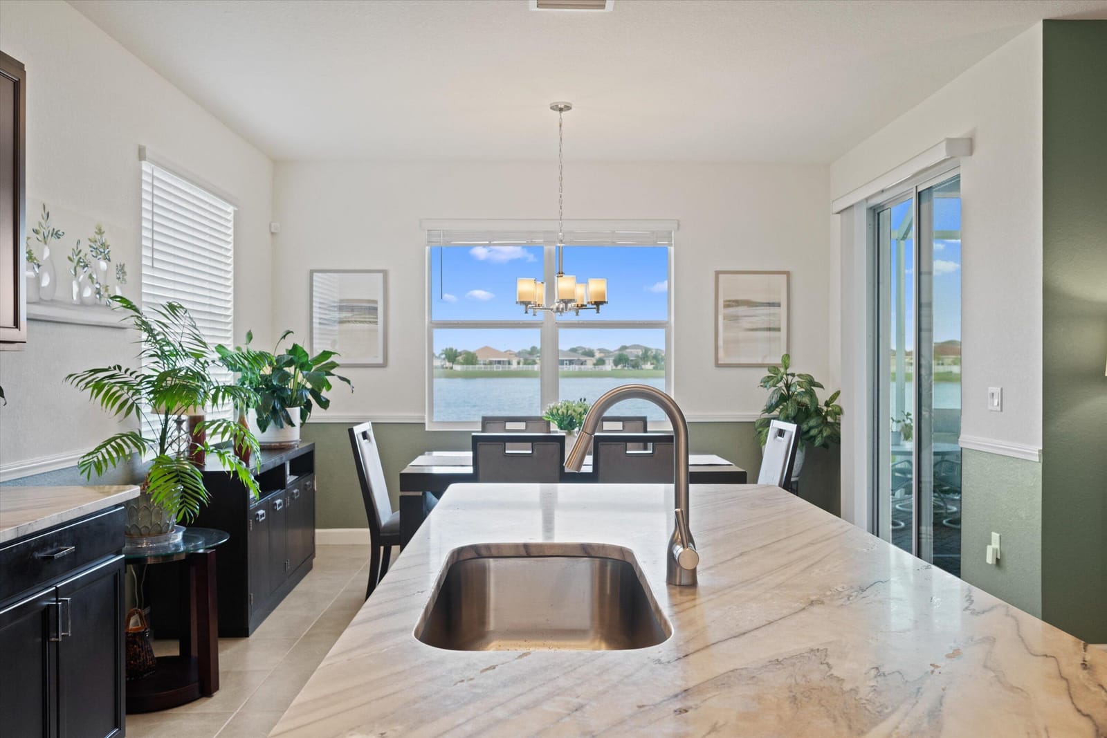 911 Bent Creek Drive, Fort Pierce, FL 34947 photo 14
