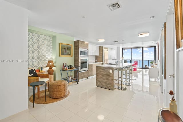 460 NE 28th Street 3904, sold in Icon Bay Condo, Miami, FL