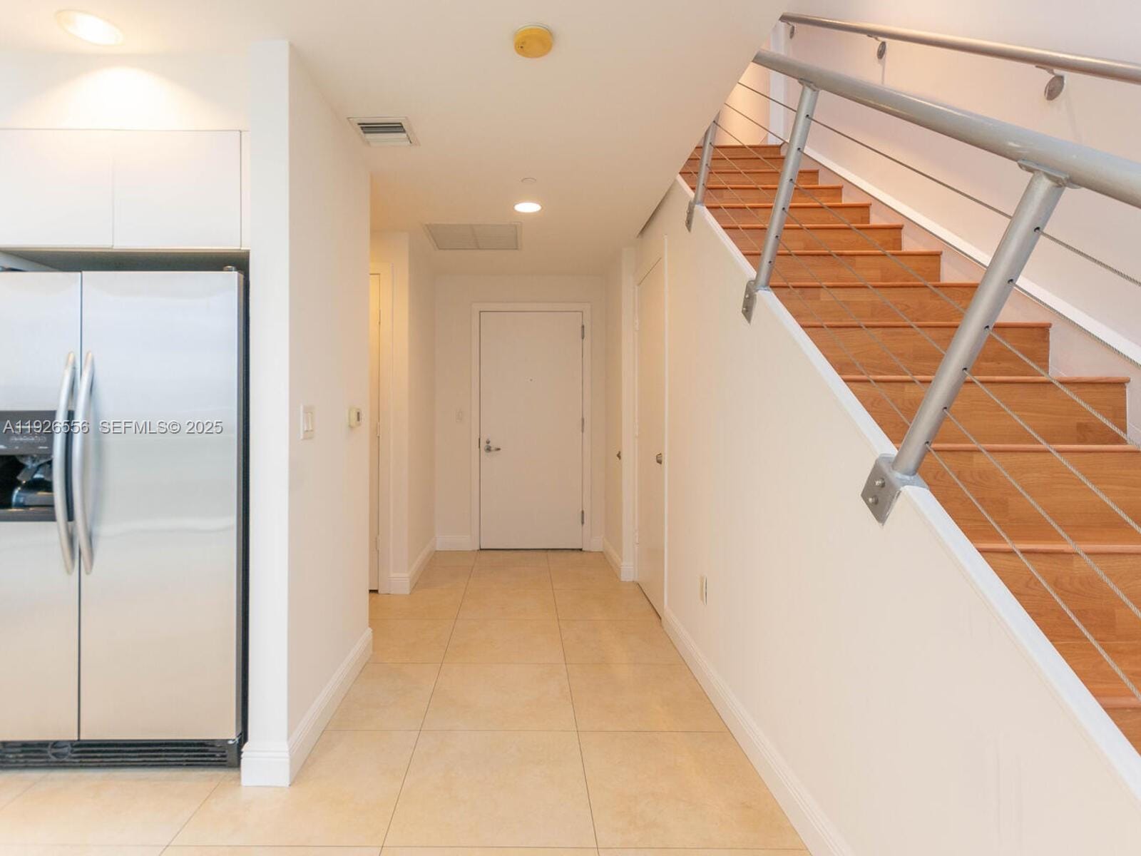 1050 Brickell Avenue 606 — photo 2