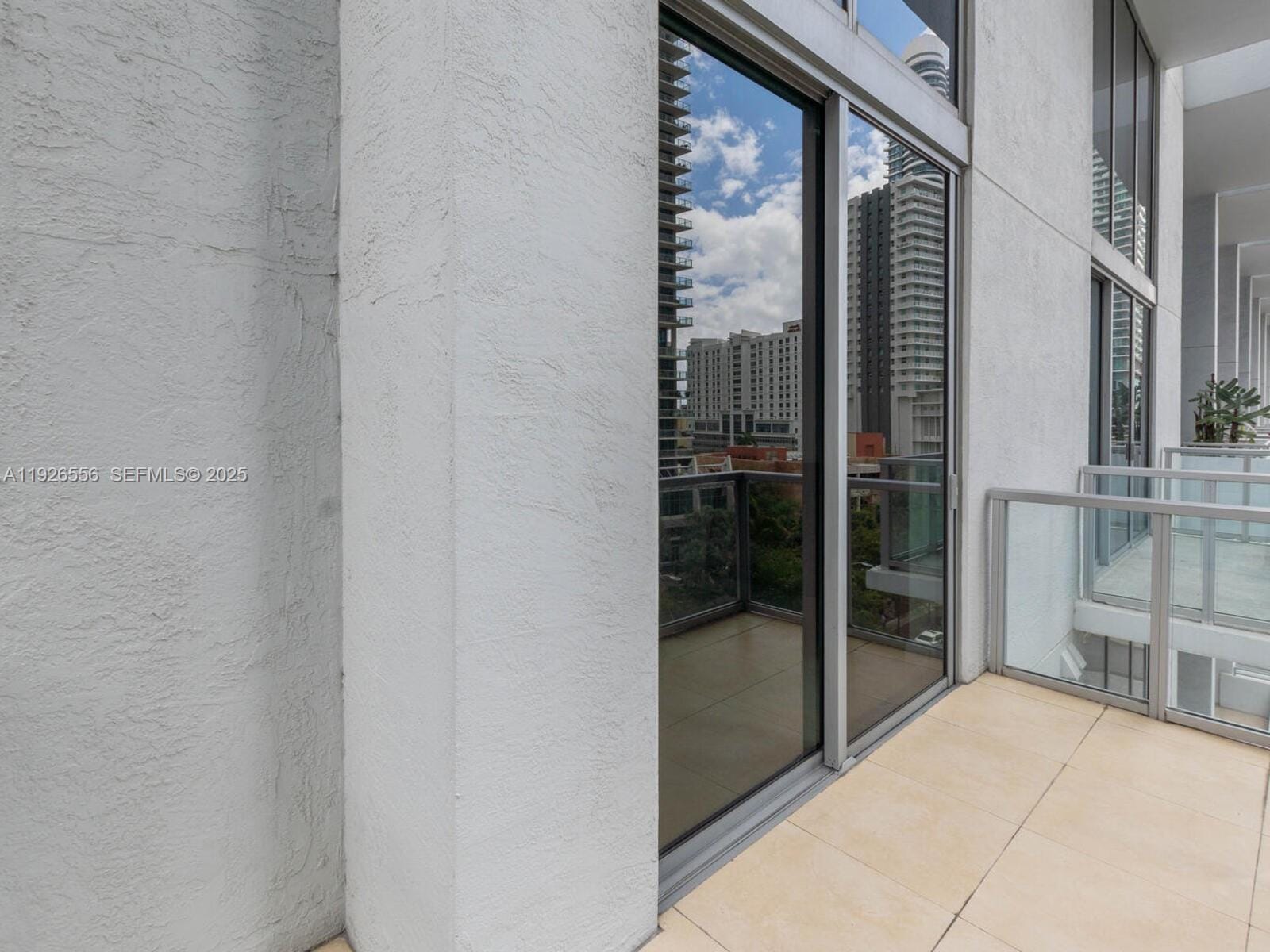 1050 Brickell Avenue 606, Miami, FL 33131 photo 22