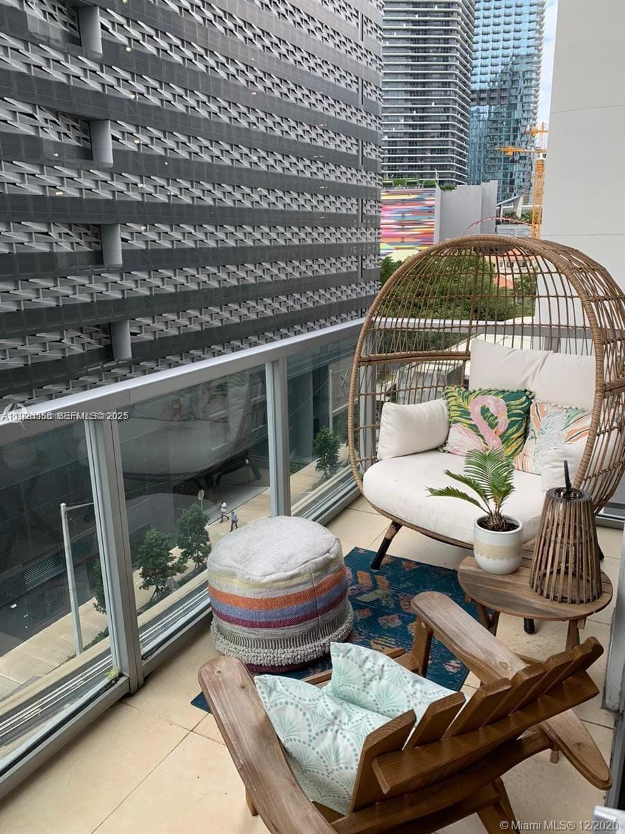 1050 Brickell Avenue 606, Miami, FL 33131 photo 23