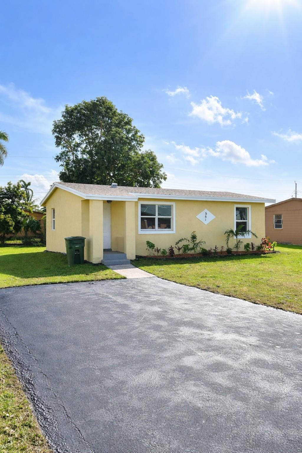 561 14th Street, Belle Glade, FL 33430 photo 2