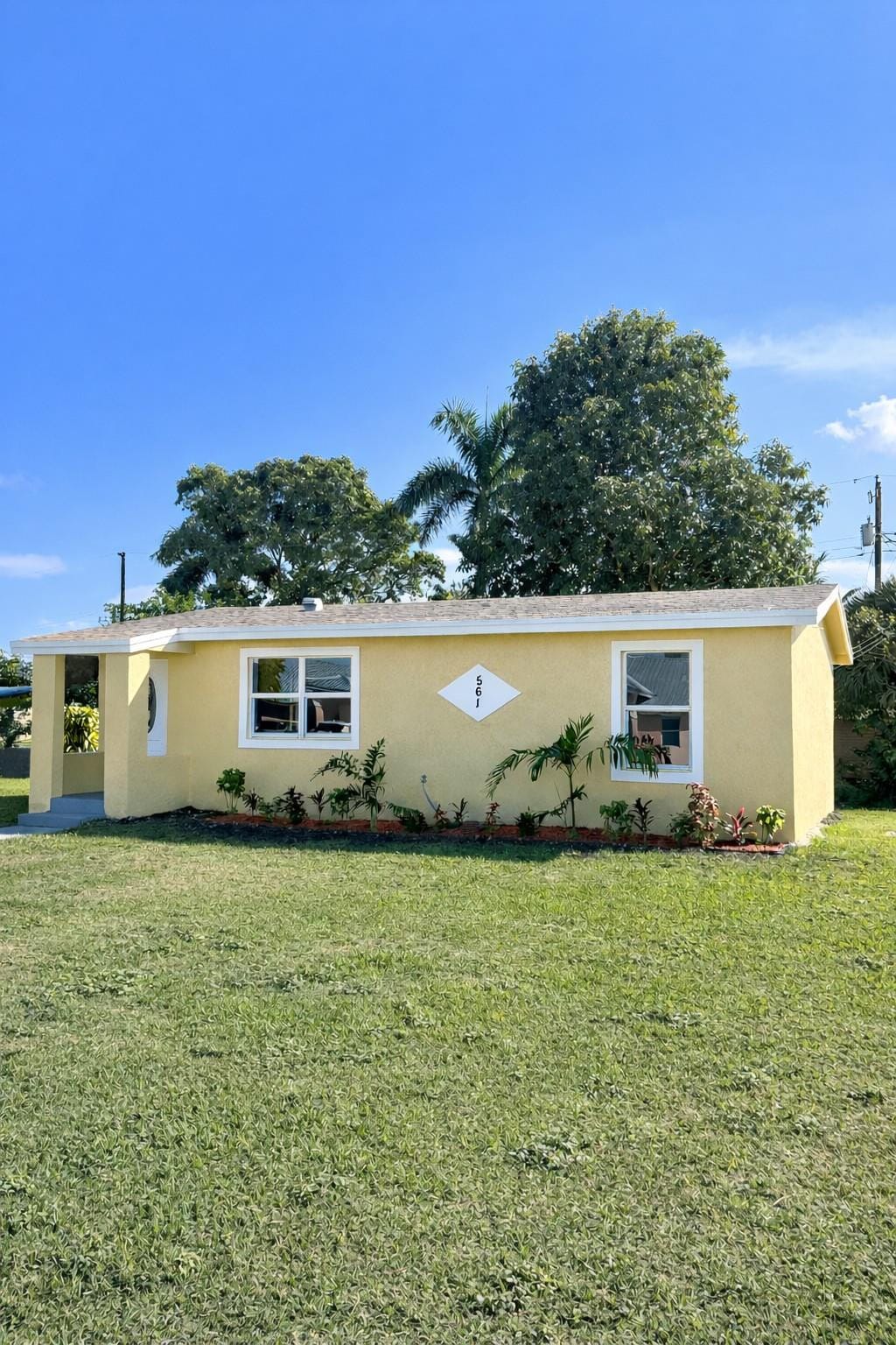 561 14th Street, Belle Glade, FL 33430 photo 3