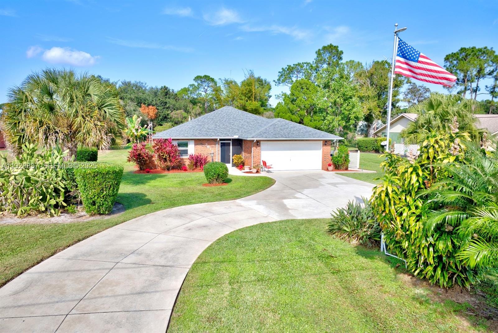 3613 Divot Road, Sebring, FL 33872 photo 2