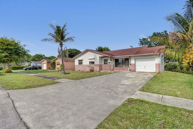 4781 NW 19th Court, sold in Flair Sub No 8, Lauderhill, FL