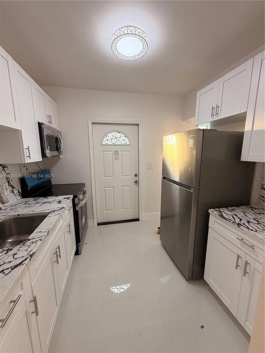415 NW 29th Terrace, Fort Lauderdale, FL 33311 photo 3