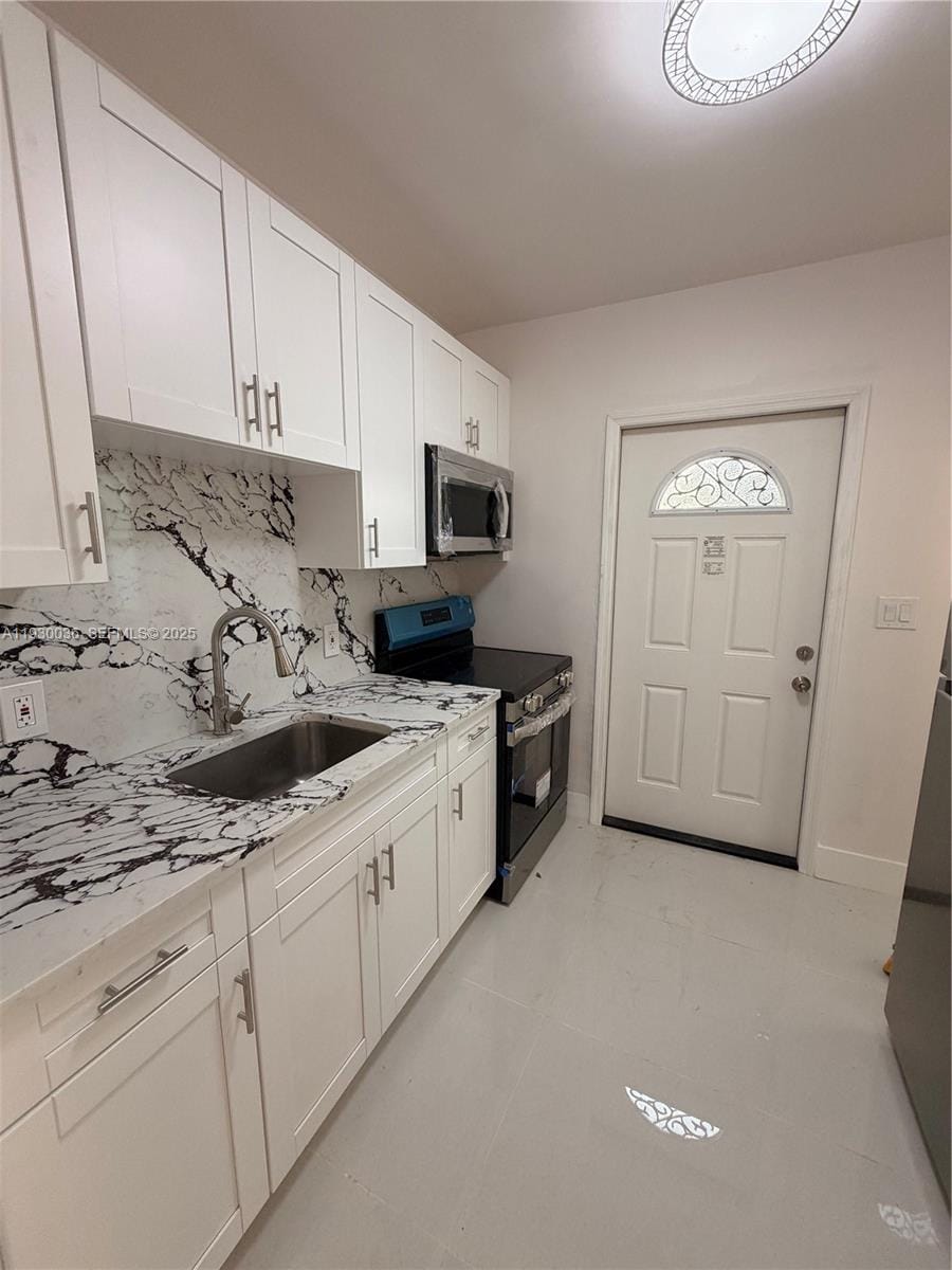 415 NW 29th Terrace, Fort Lauderdale, FL 33311 photo 5