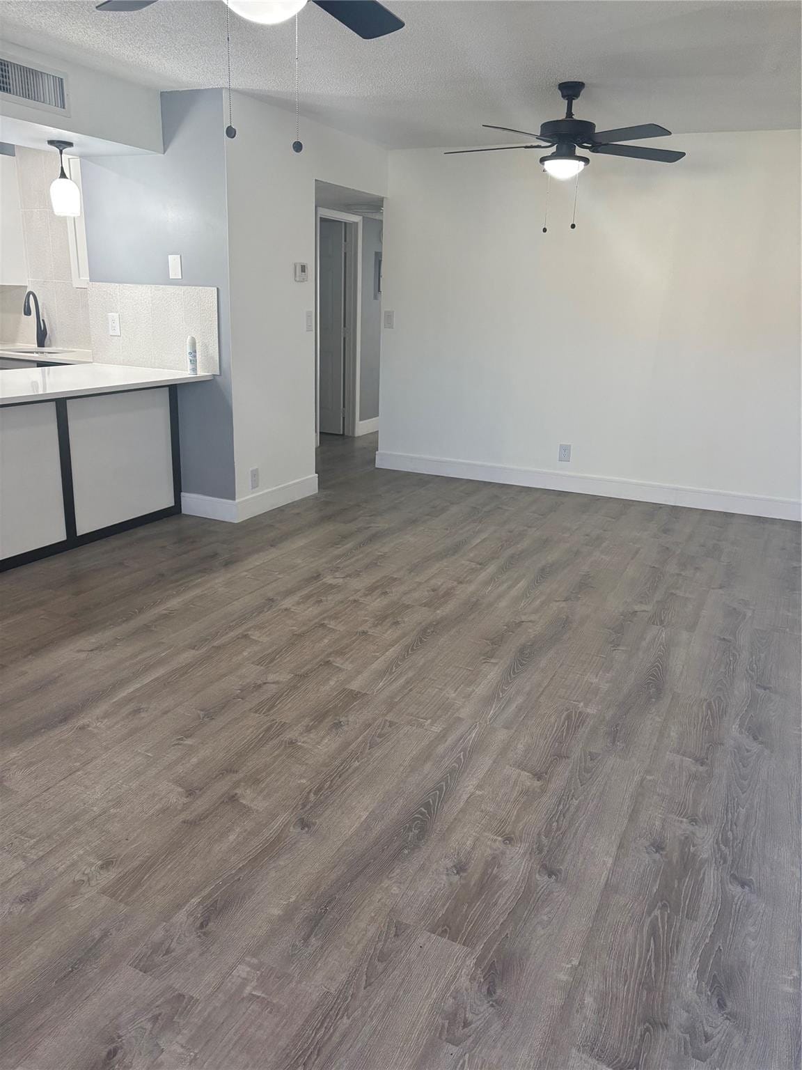 5492 Courtyard Drive 5492 — photo 2