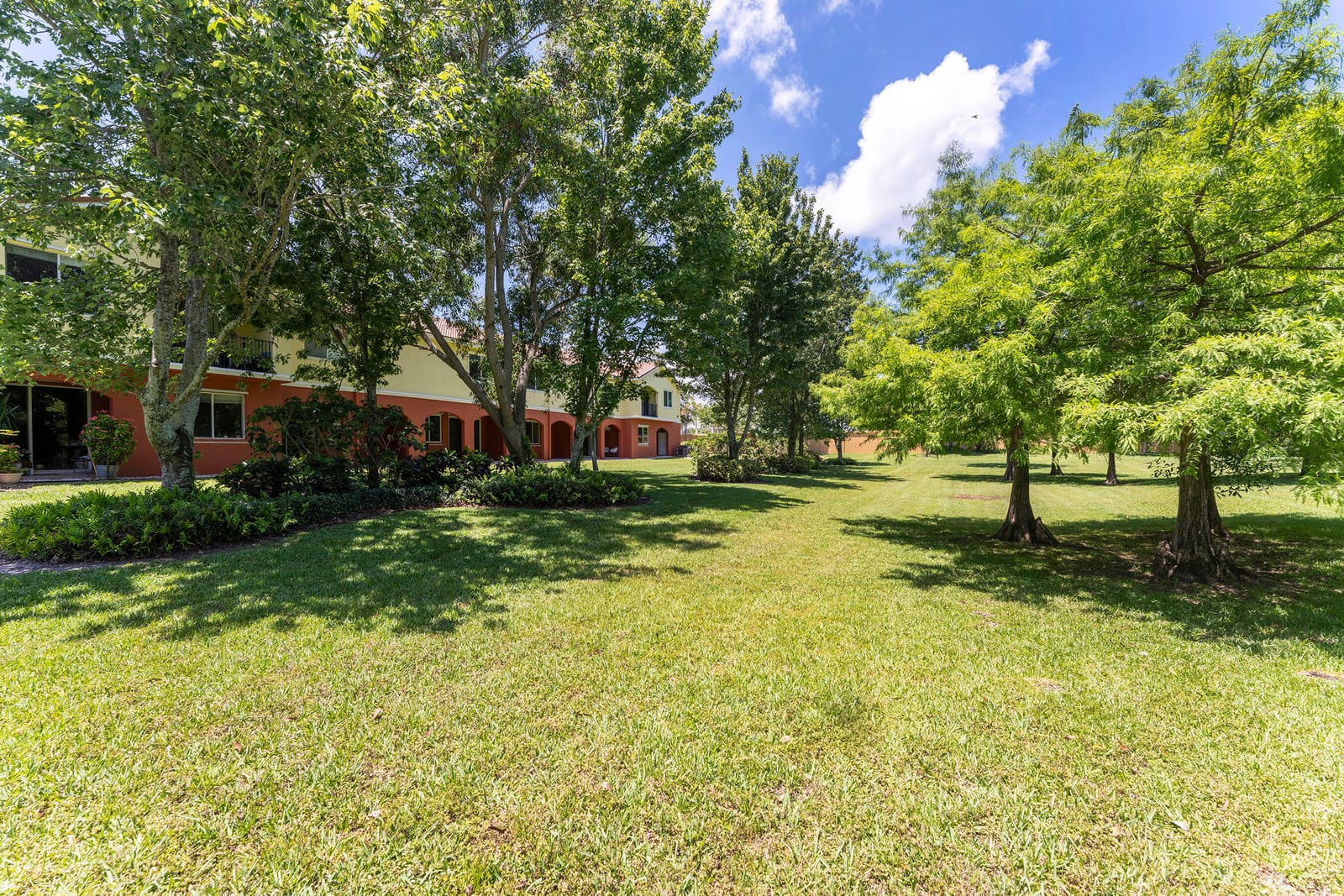 49 SE Sedona Circle 101 — photo 4