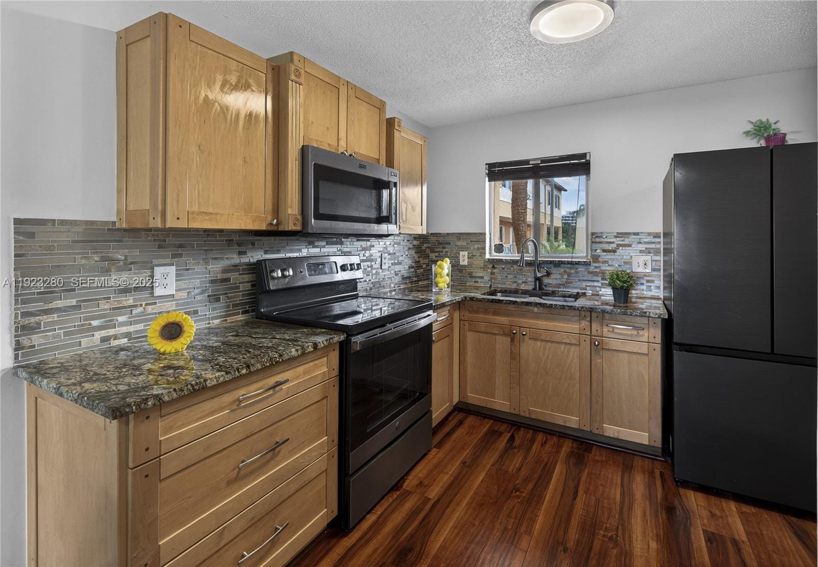 6205 Kendale Lakes Circle 279, Miami, FL 33183 photo 9