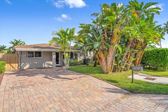 101 NE 46th Court, Oakland Park, FL 33334