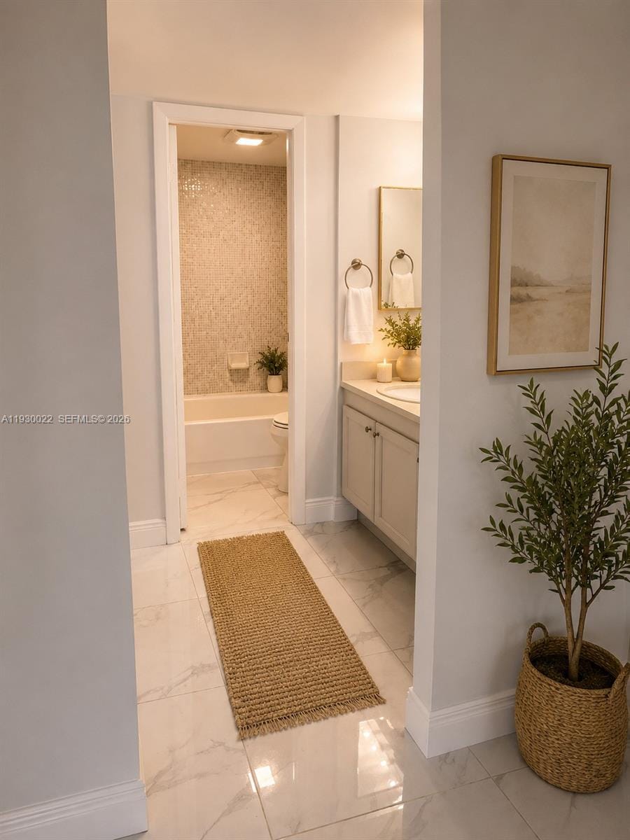 20335 W Country Club Drive 2601, Aventura, FL 33180 photo 9