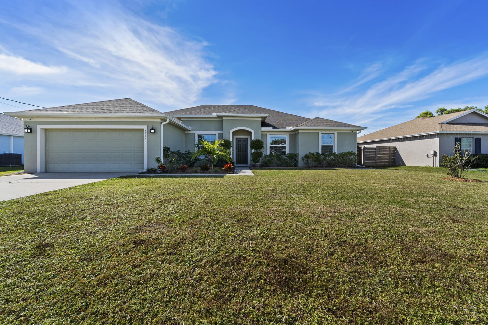 5265 NW East Delwood Drive — photo 3