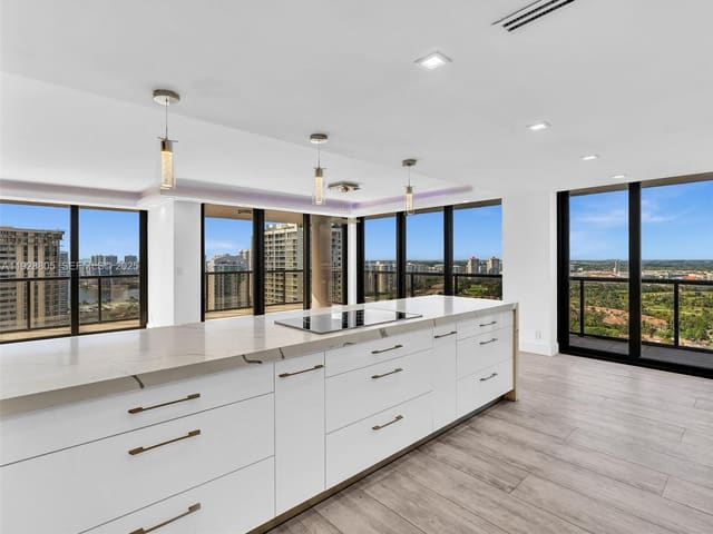 19667 Turnberry Way 27D, sold in Turnberry Isle South Cond, Aventura, FL