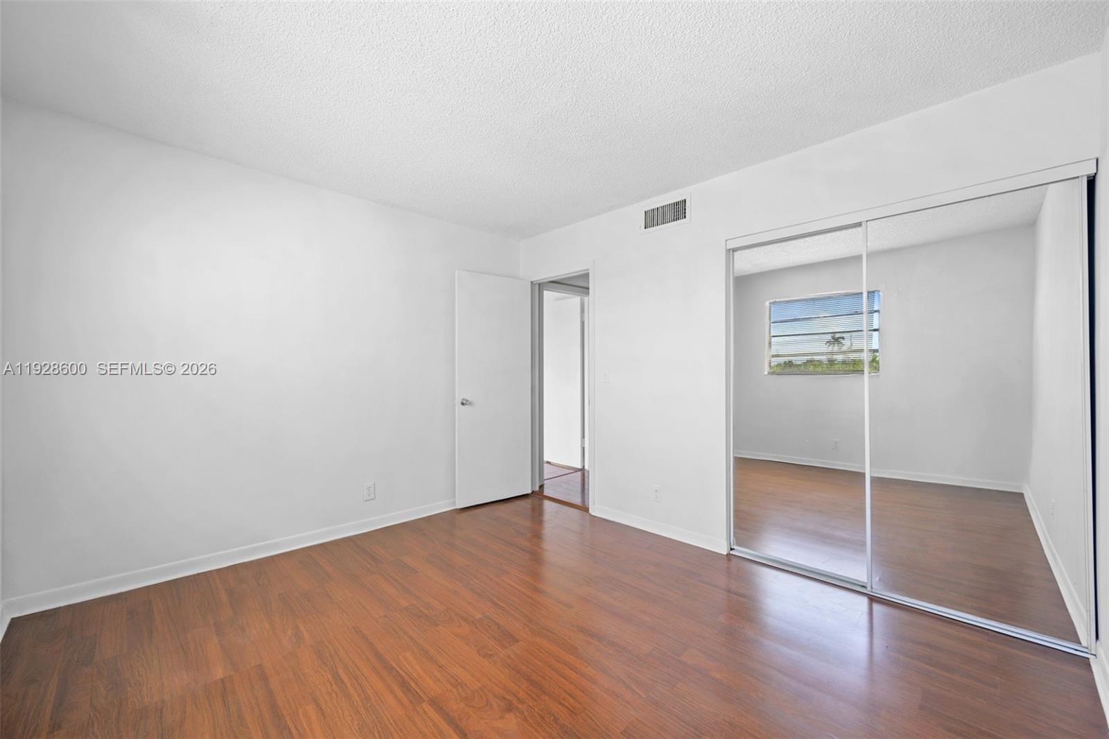 500 NE 2nd Street 317 — photo 4