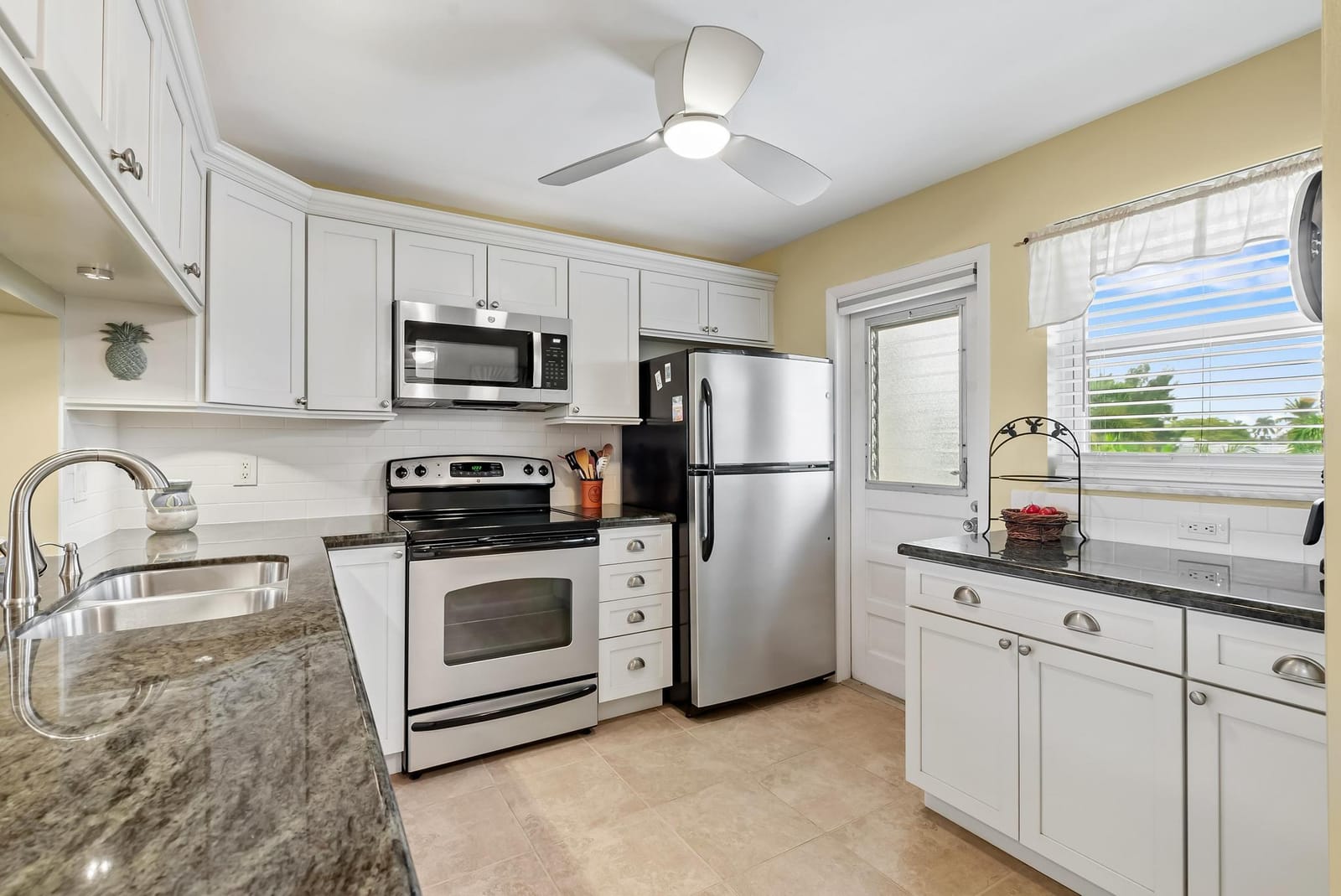 2809 Florida Boulevard 306 — photo 8