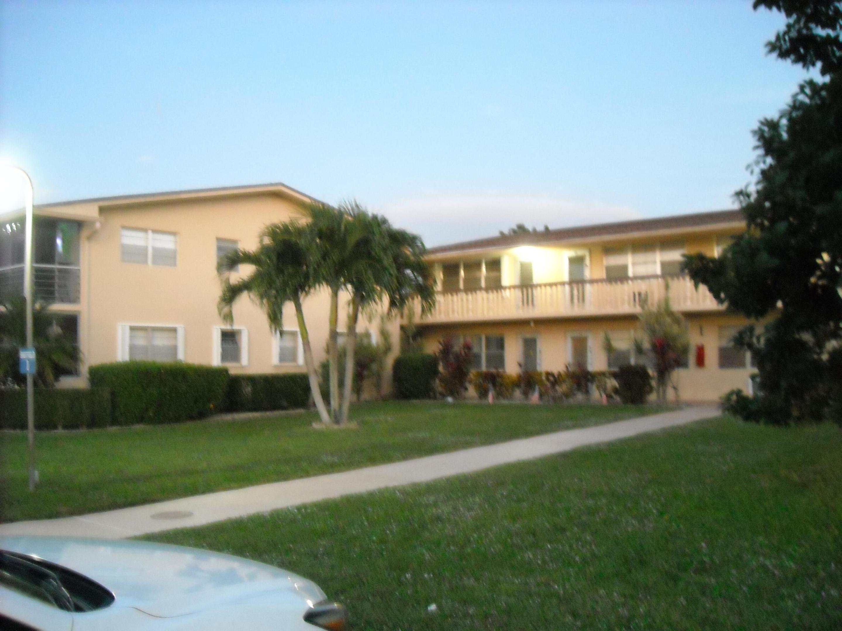 216 Sheffield I, West Palm Beach, FL 33417, West Palm Beach